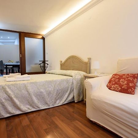 Via Avvocata 25 Apartment Naples Exterior photo